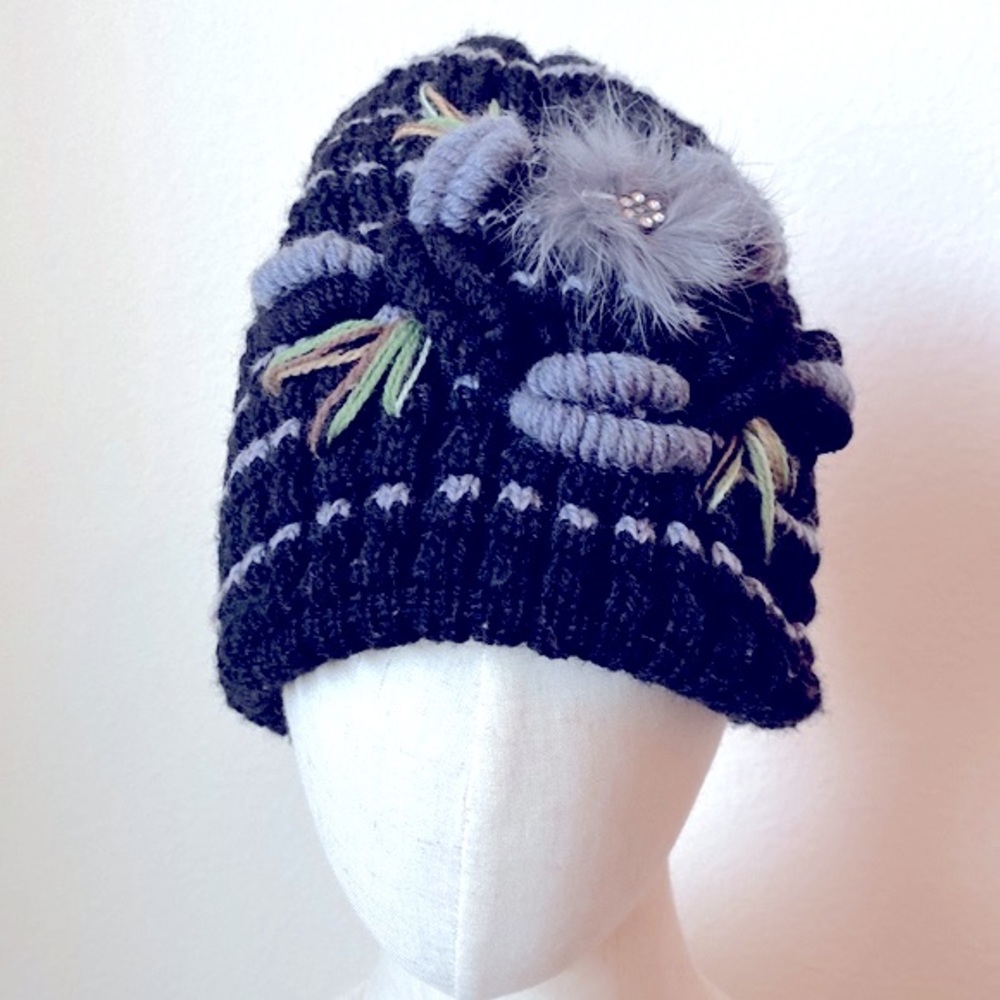 Women’s Beanie Embellished